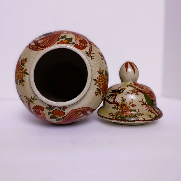 Vintage Mid Century Chinese Famille Rose Porcelain Ginger Jar or Temple Jar - Picture 3 of 11